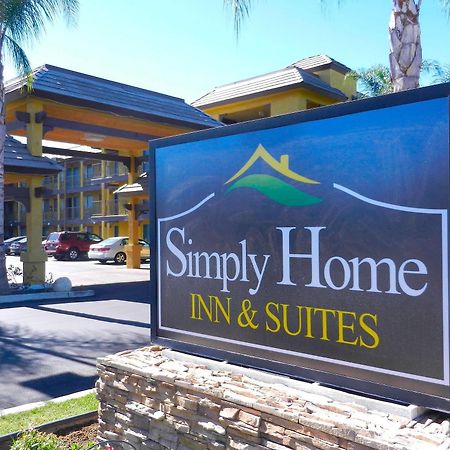 Simply Home Inn & Suites - Riverside Eksteriør bilde